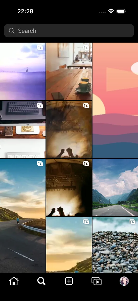 Instagram style: Explore — iOS.